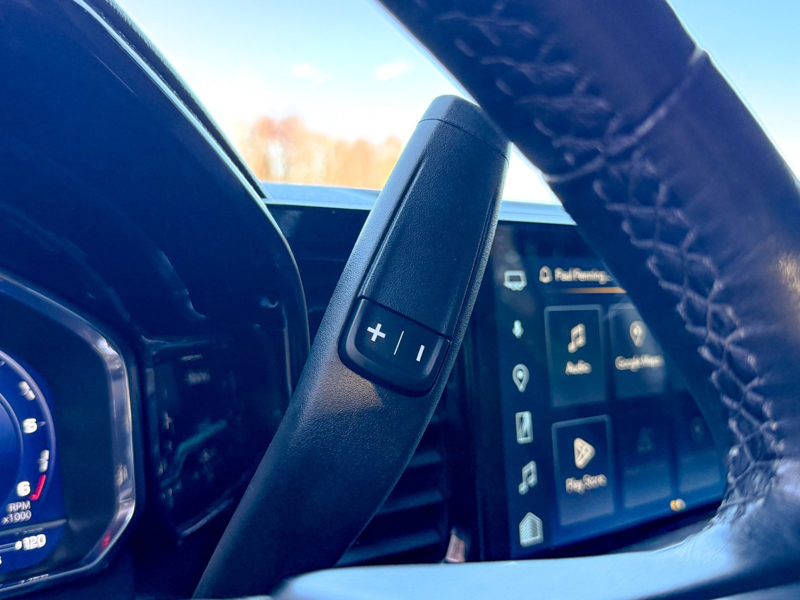 Used 2023 Chevrolet Silverado 1500 RST image 39