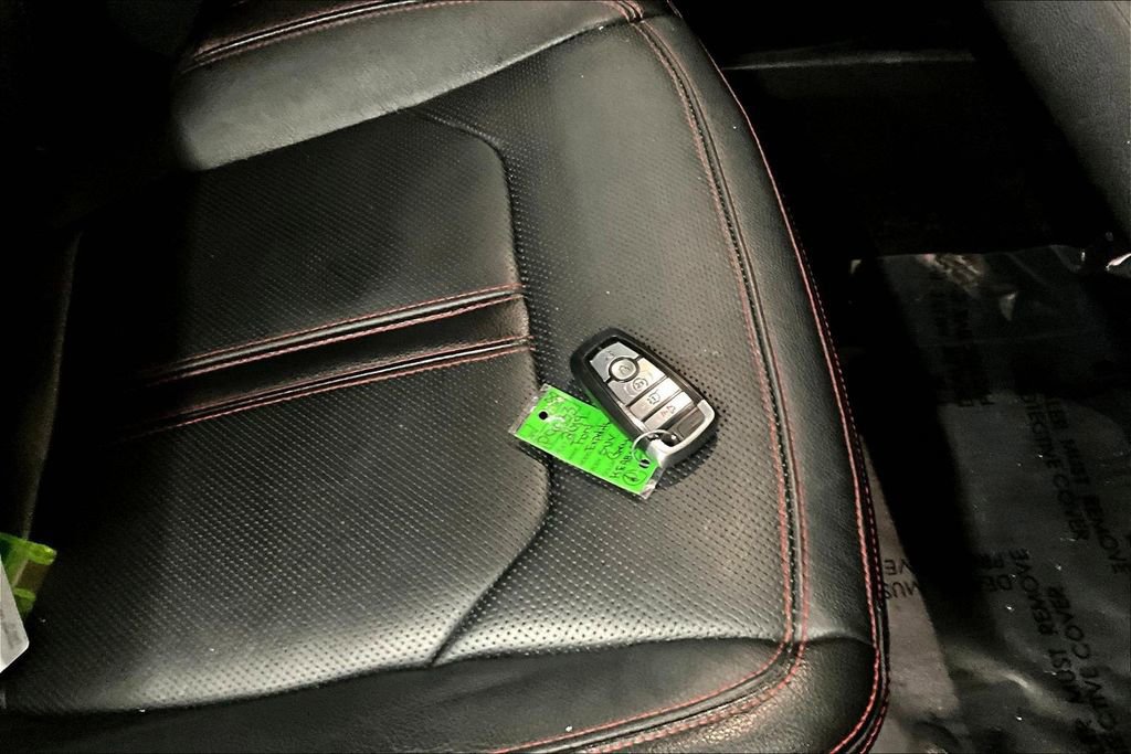 Used 2019 Ford Expedition Limited w/ Equipment Group 303A image 31