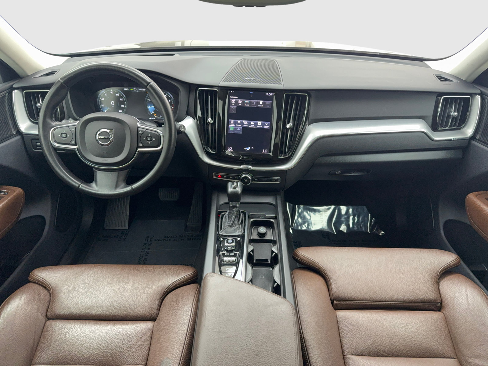 Used 2019 Volvo XC60 T5 Momentum w/ Multimedia Package FWD image 42