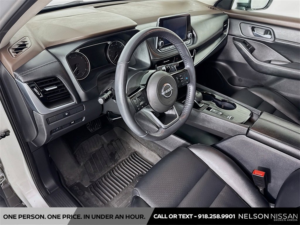 Certified 2023 Nissan Rogue SV w/ SV Premium Package image 9