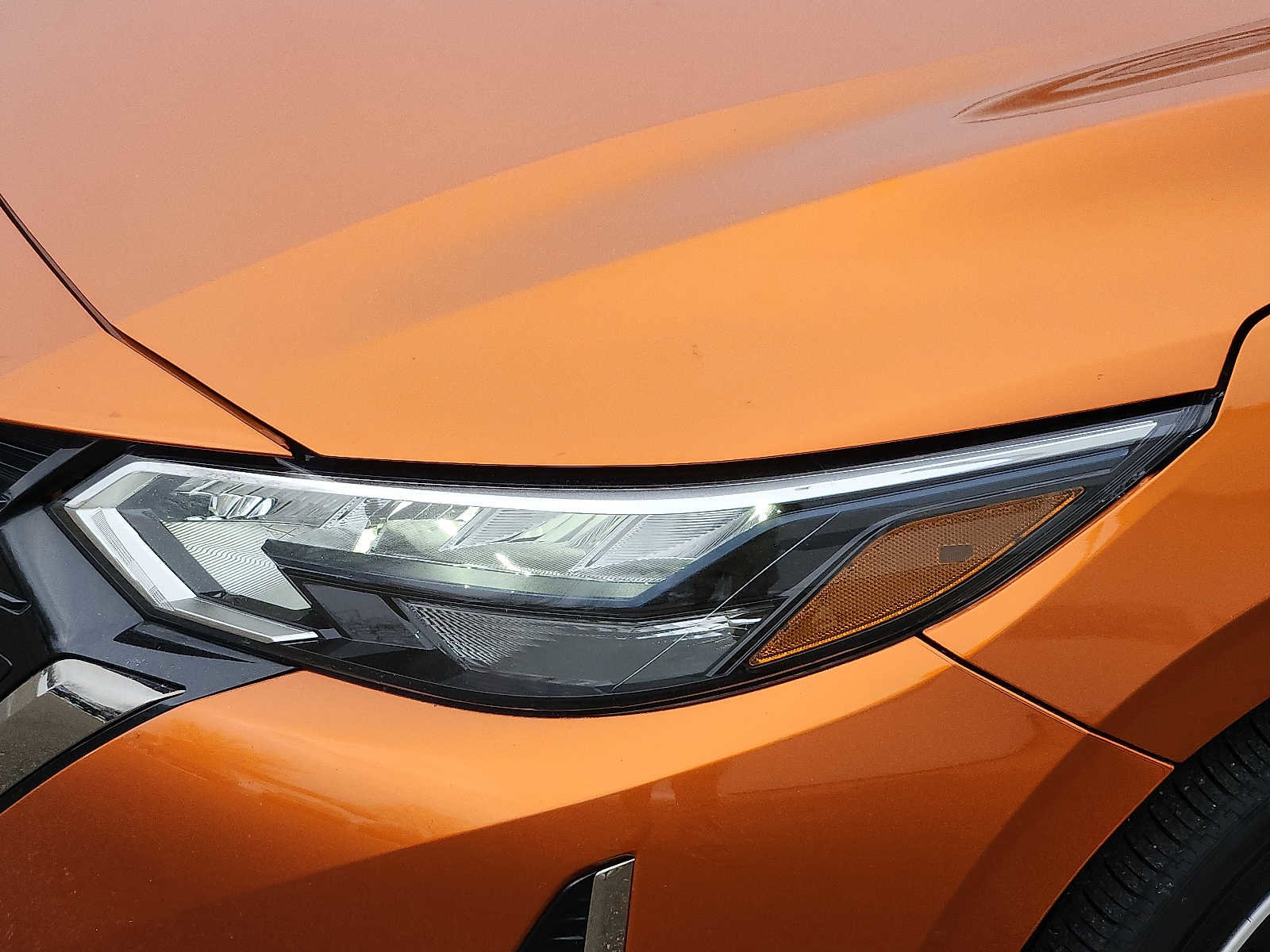 Used 2024 Nissan Sentra SR w/ SR Premium Package image 9