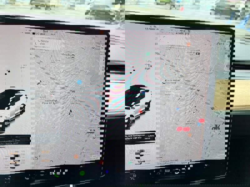 Used 2018 Tesla Model 3 Mid Range RWD image 31