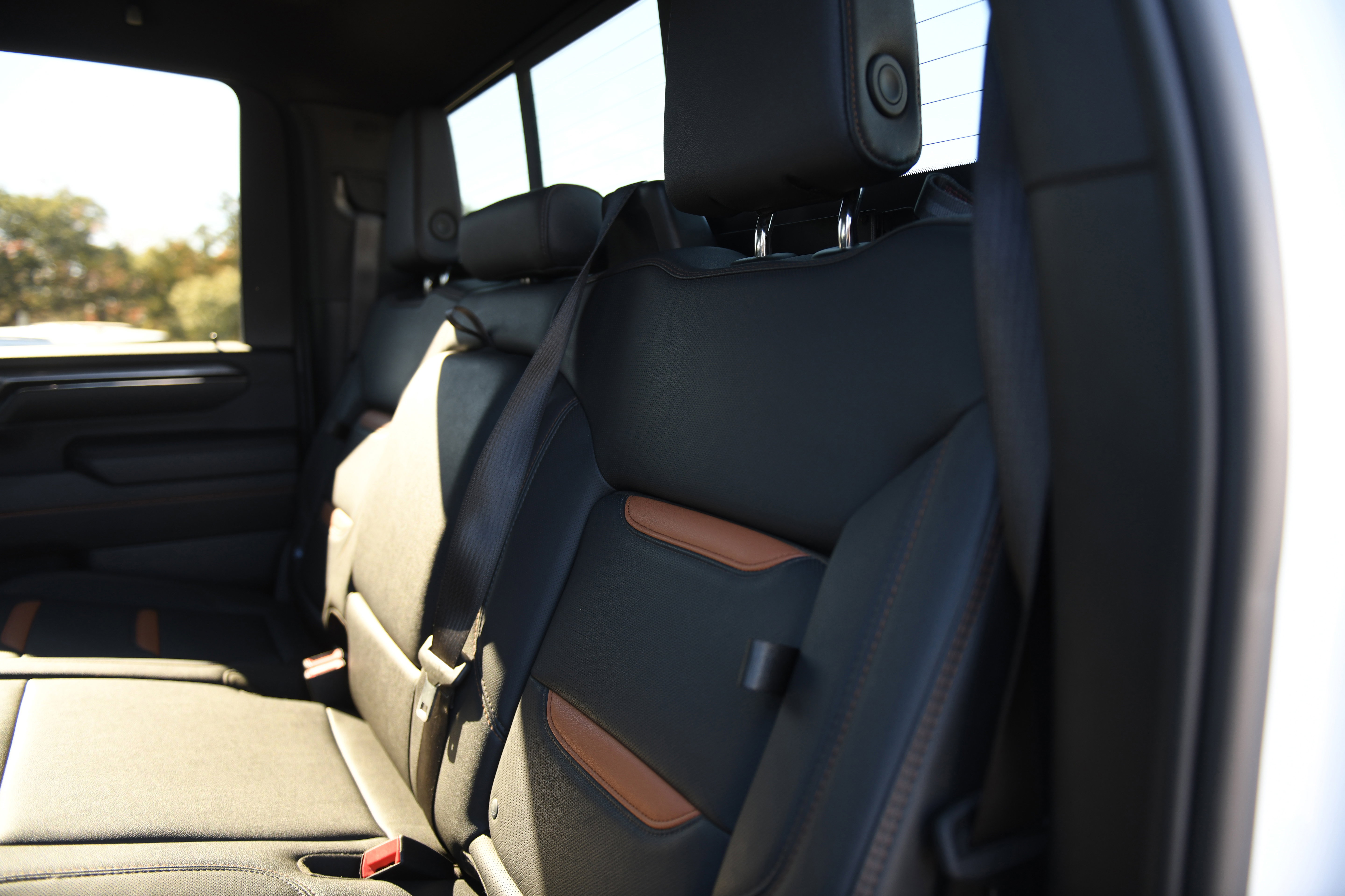 Used 2024 GMC Sierra 2500 AT4 w/ Technology Package image 20