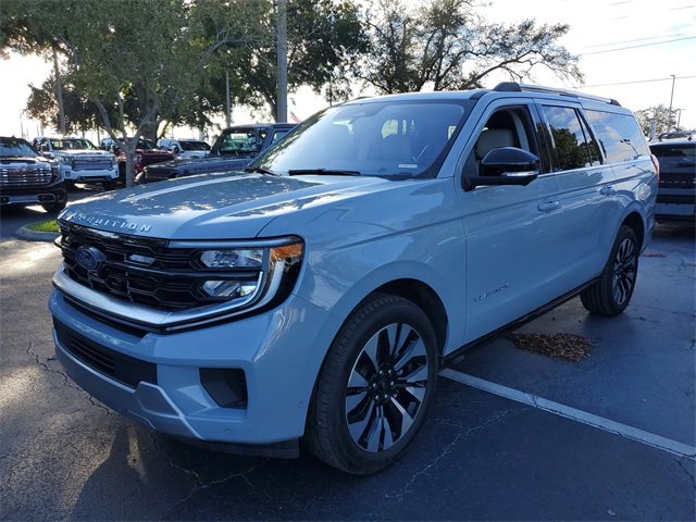 Used 2025 Ford Expedition Max Platinum w/ Driver's Package video 2