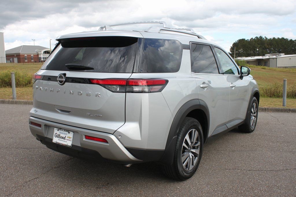 Used 2023 Nissan Pathfinder SL w/ Lighting Package (N92) image 22