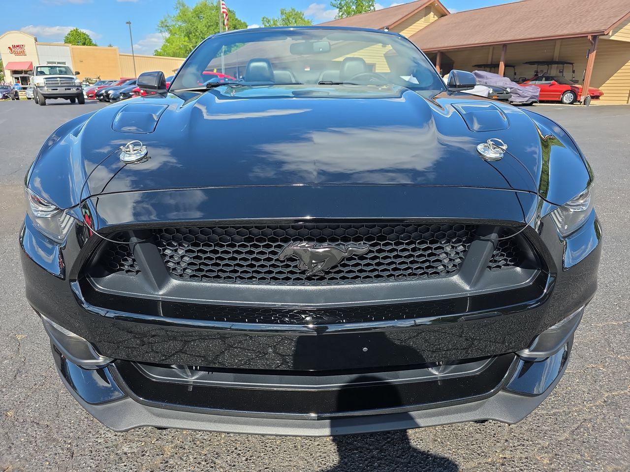 Used 2015 Ford Mustang GT Premium w/ Equipment Group 401A RWD image 11