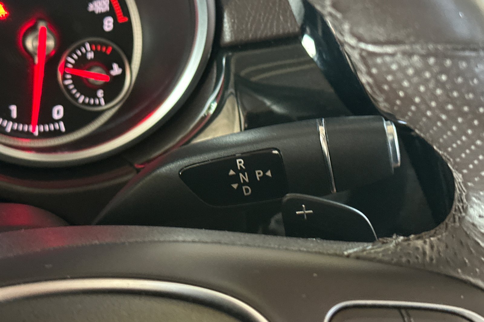 Used 2017 Mercedes-Benz GLE 350 4MATIC image 33
