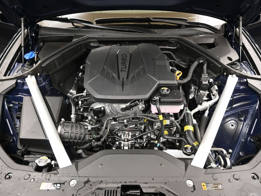 New 2026 Genesis G70 2.5T Prestige image 10