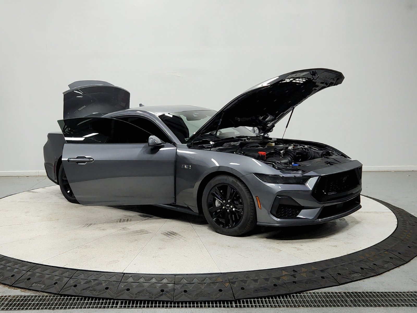 Used 2026 Ford Mustang GT RWD image 10