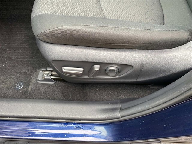 Used 2021 Toyota RAV4 XLE image 14