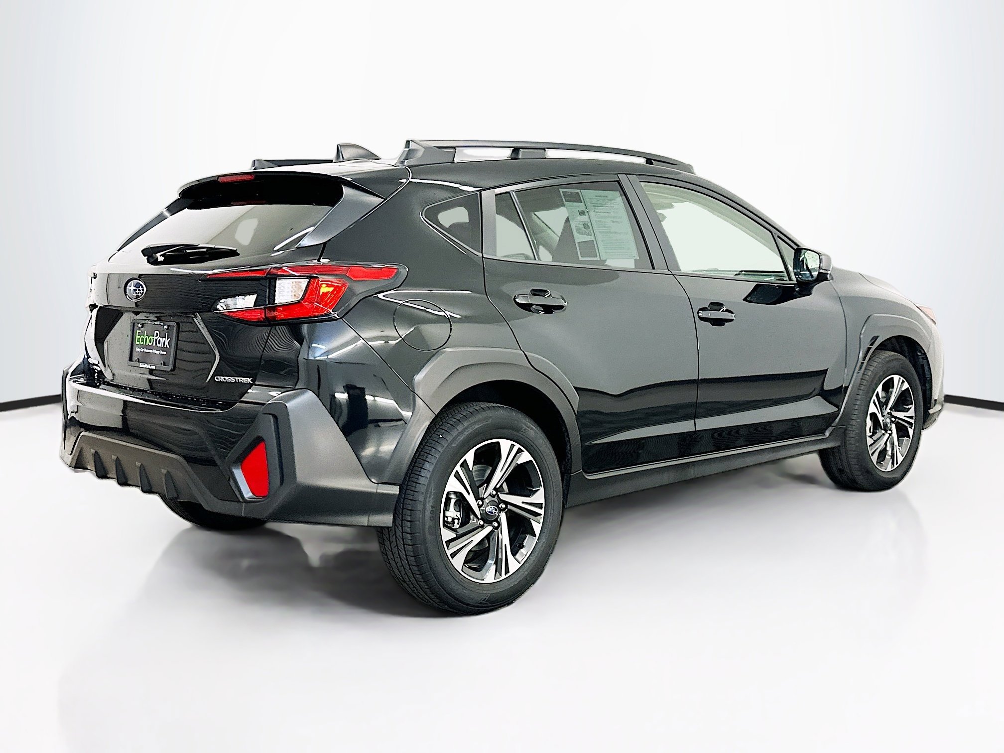 Used 2025 Subaru Crosstrek 2.0i Premium AWD/4WD image 9