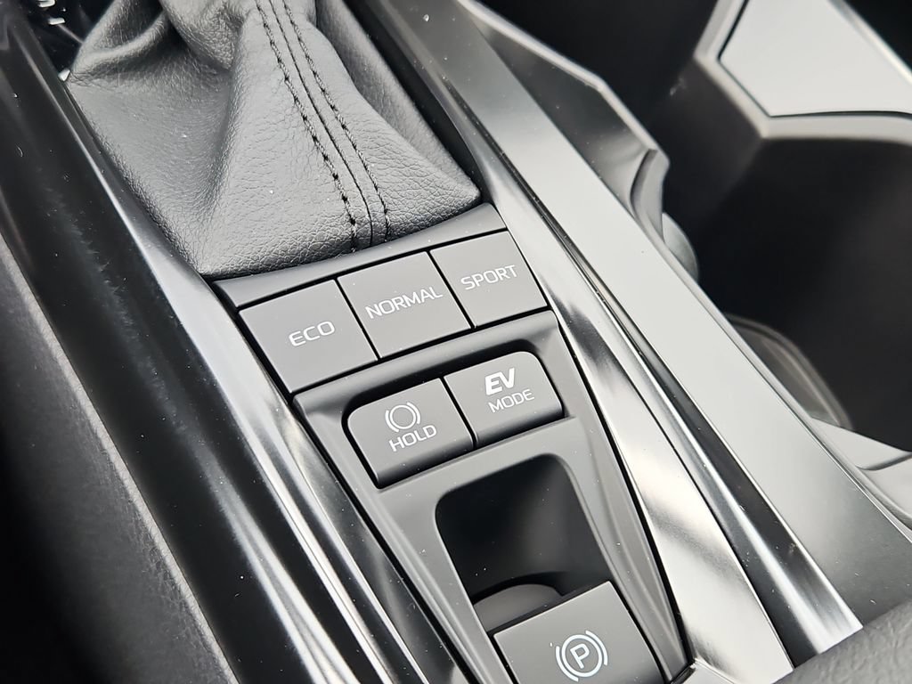 New 2026 Toyota Camry Hybrid AWD/4WD image 11