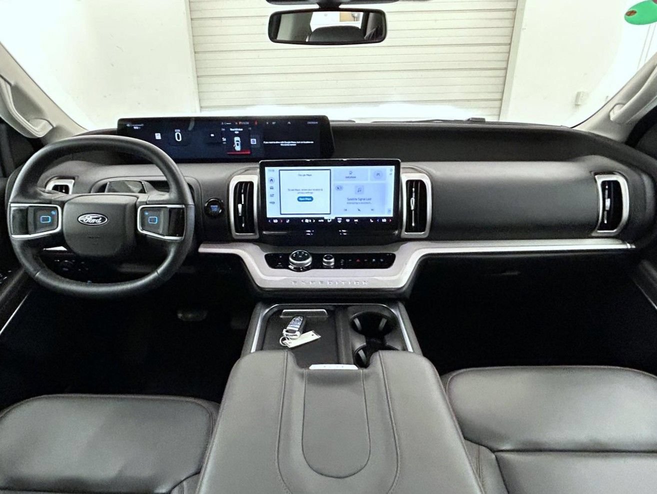 Used 2025 Ford Expedition Max Active AWD/4WD image 13