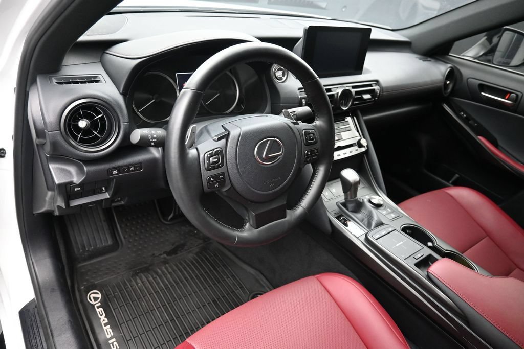 Used 2025 Lexus IS 350 F Sport RWD image 13