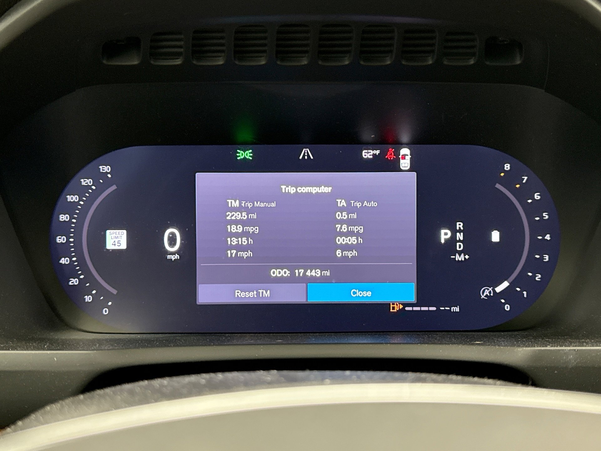 Used 2024 Volvo XC90 B6 Plus w/ Protection Package image 9