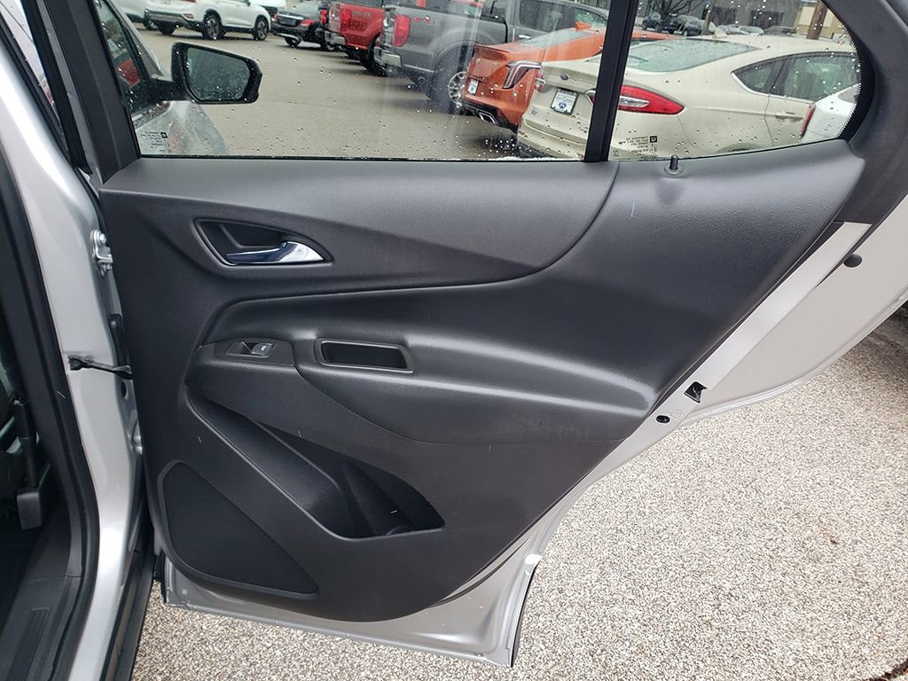 Used 2020 Chevrolet Equinox LT image 18