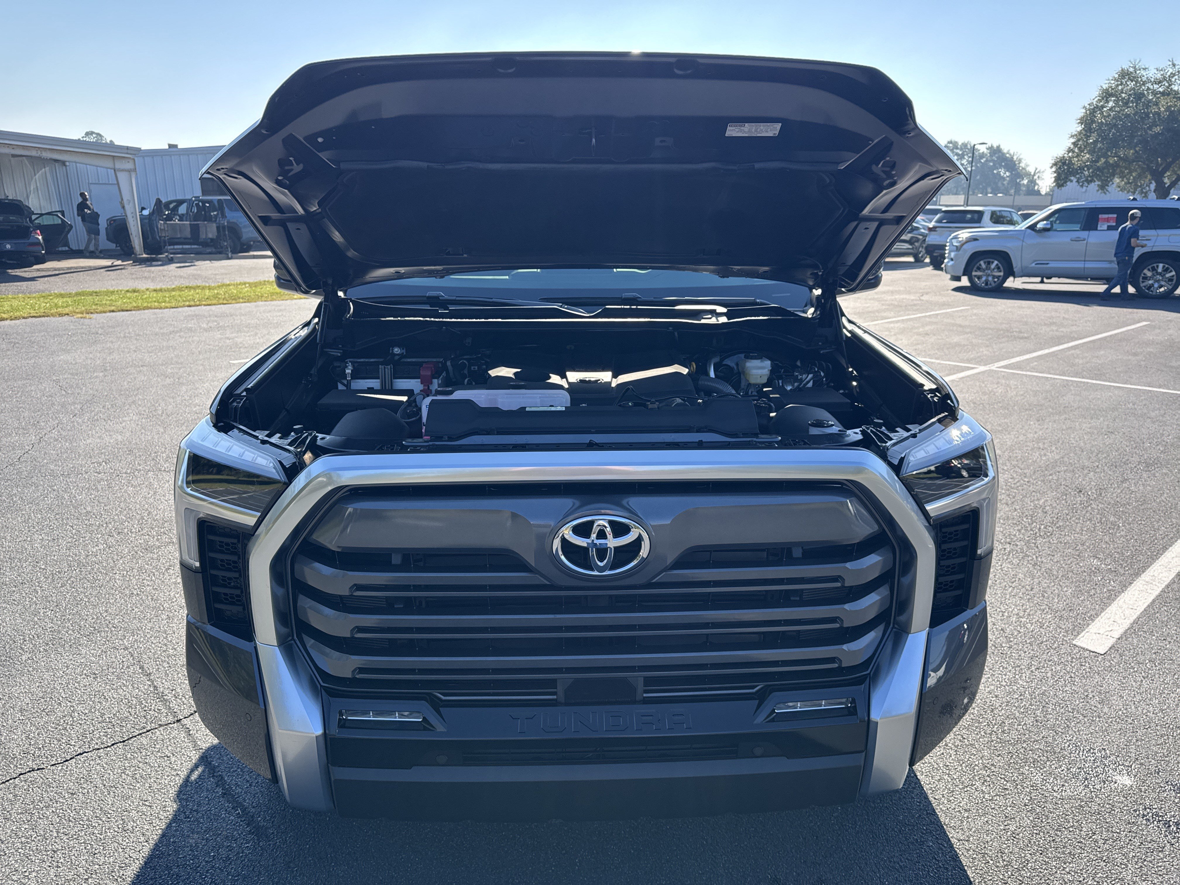 New 2026 Toyota Tundra Limited AWD/4WD image 41