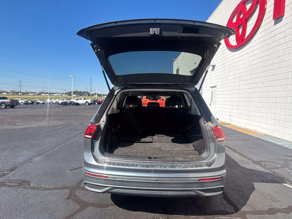 Used 2022 Volkswagen Tiguan SE FWD image 30