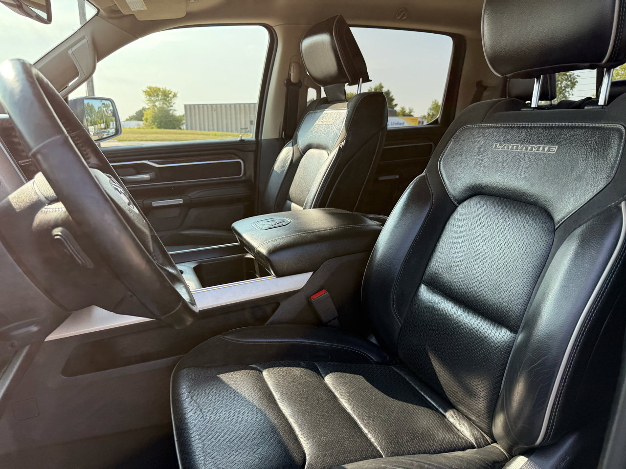 Used 2020 RAM 1500 Laramie image 18