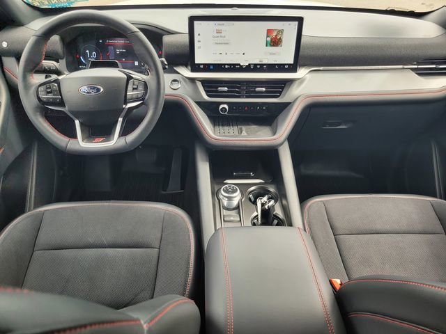 Certified 2025 Ford Explorer ST AWD/4WD image 14