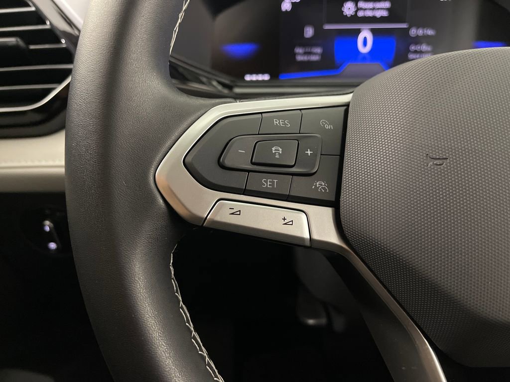 Used 2025 Volkswagen Taos S image 28
