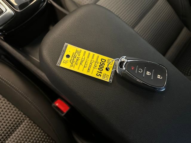 Used 2024 Chevrolet Trax LT image 31