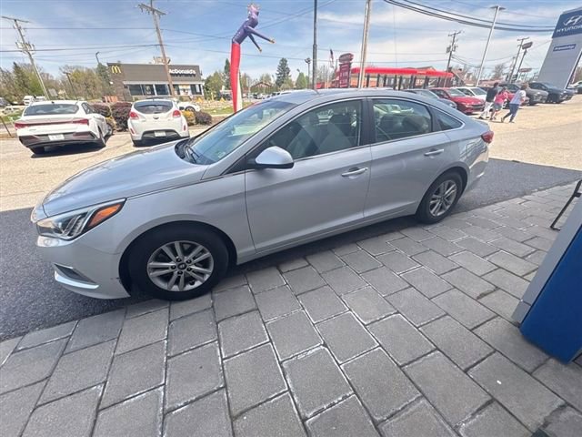 Used 2016 Hyundai Sonata SE image 11