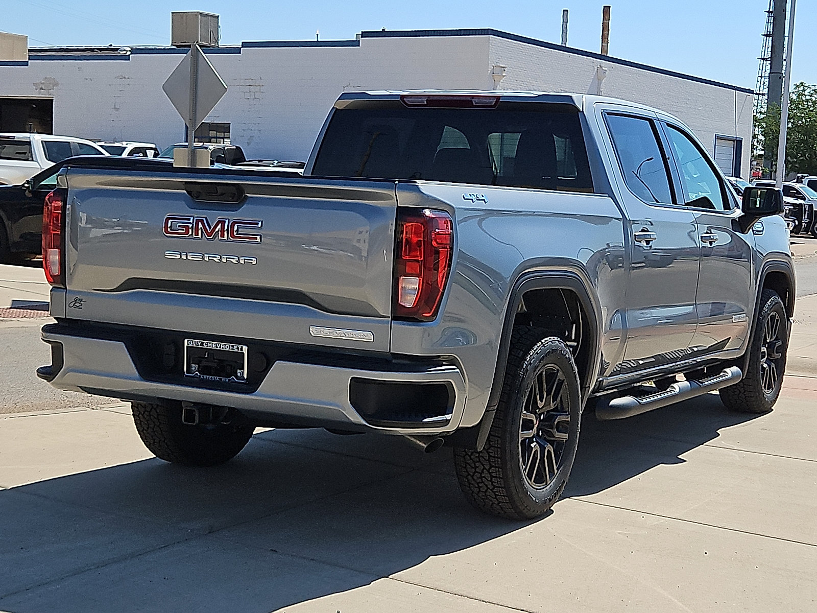 New 2026 GMC Sierra 1500 Elevation w/ Elevation Select Package AWD/4WD image 4