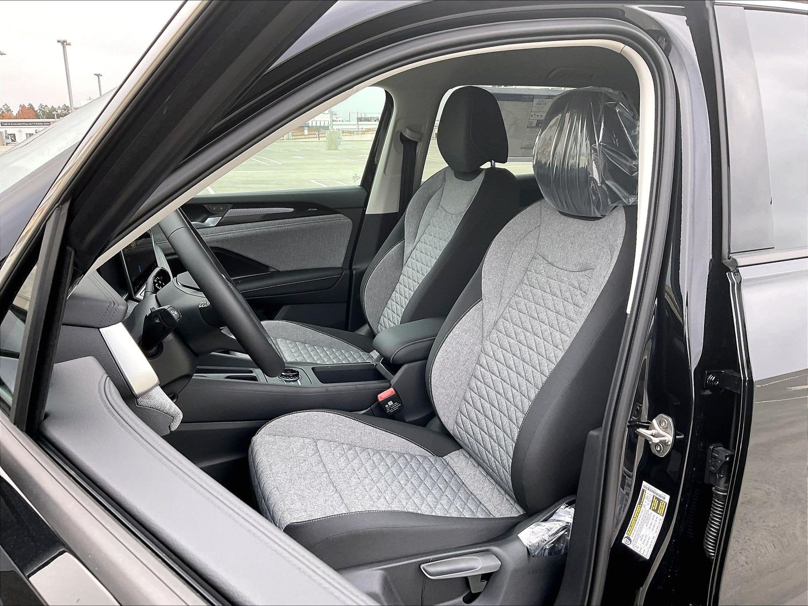 New 2026 Volkswagen Tiguan S AWD/4WD image 8