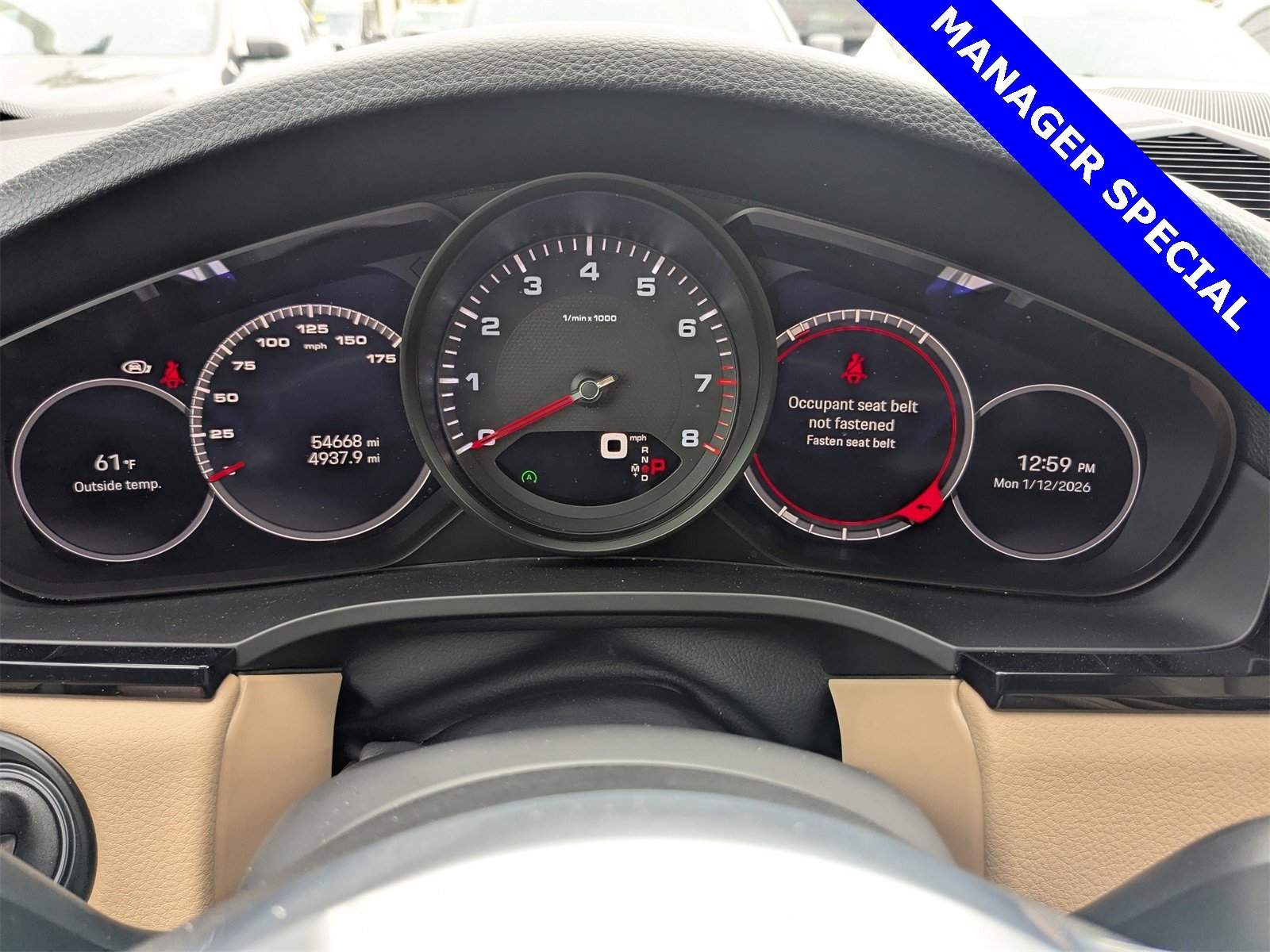 Used 2023 Porsche Cayenne Platinum Edition image 31