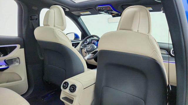 Used 2025 Mercedes-Benz GLC 350e 4MATIC image 27