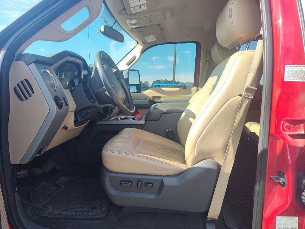Used 2014 Ford F350 Lariat w/ Chrome Package image 16