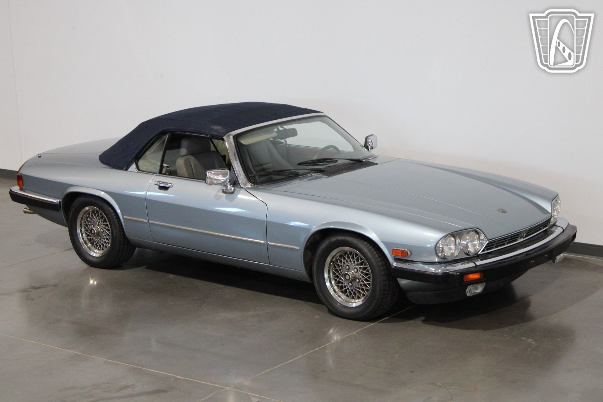 Used 1990 Jaguar XJS V12 Convertible RWD image 7