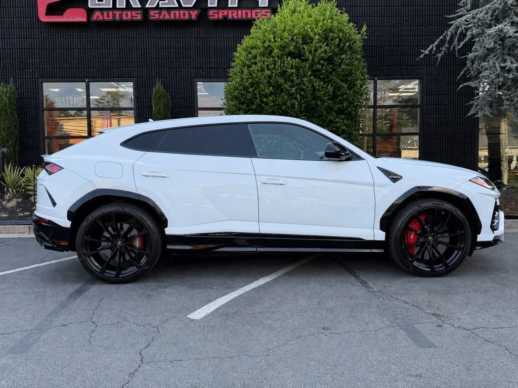 Used 2021 Lamborghini Urus AWD/4WD image 21