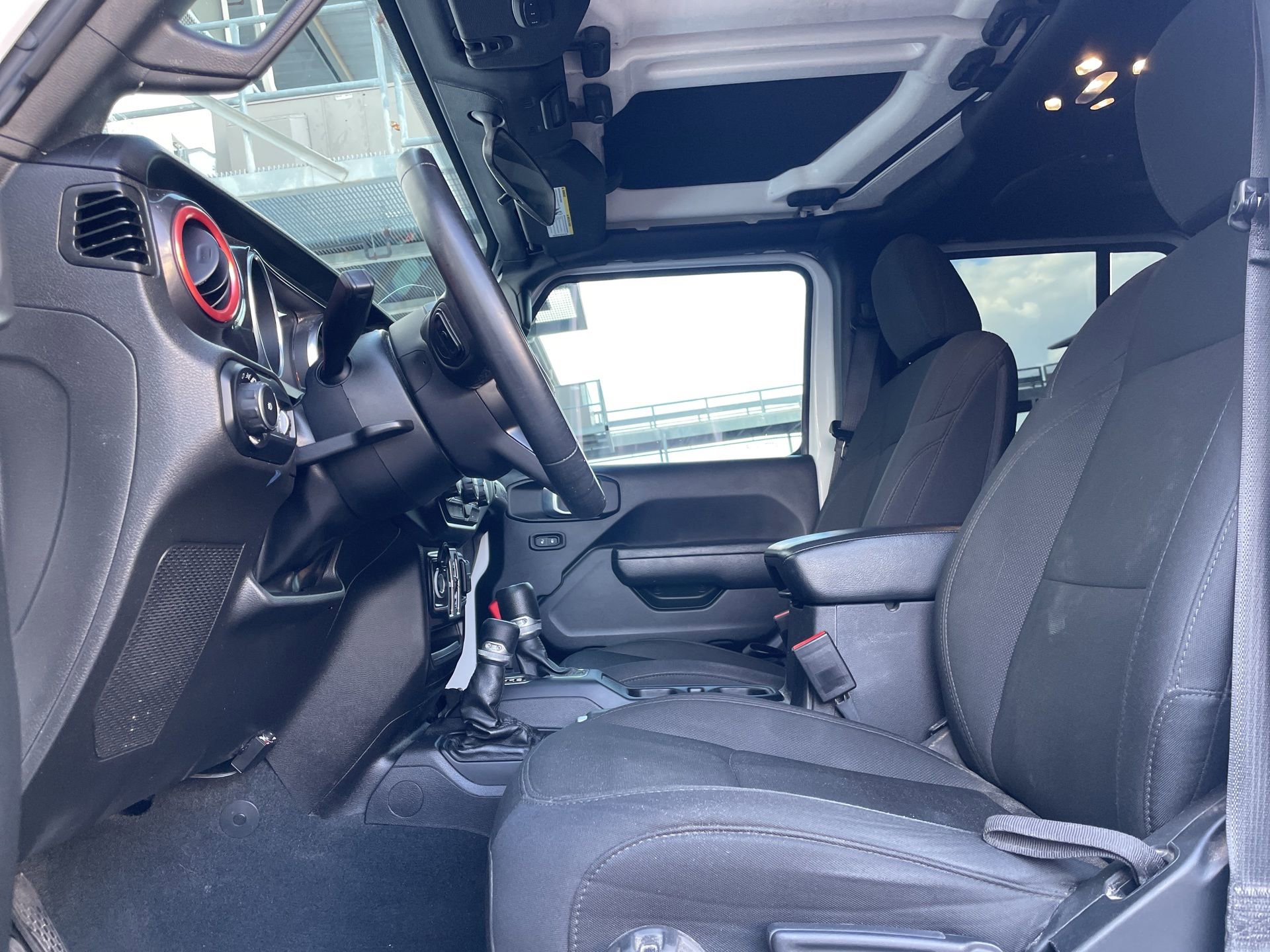 Used 2022 Jeep Wrangler Unlimited Sport image 9