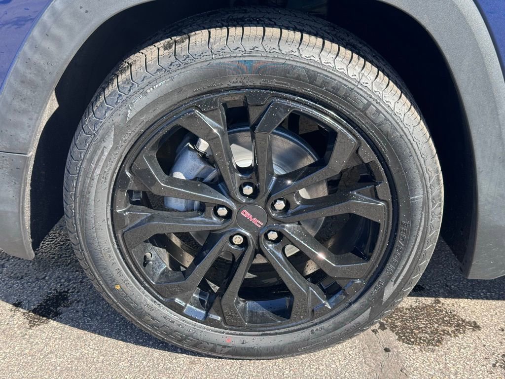 Used 2022 GMC Terrain SLE w/ Driver Convenience Package image 43