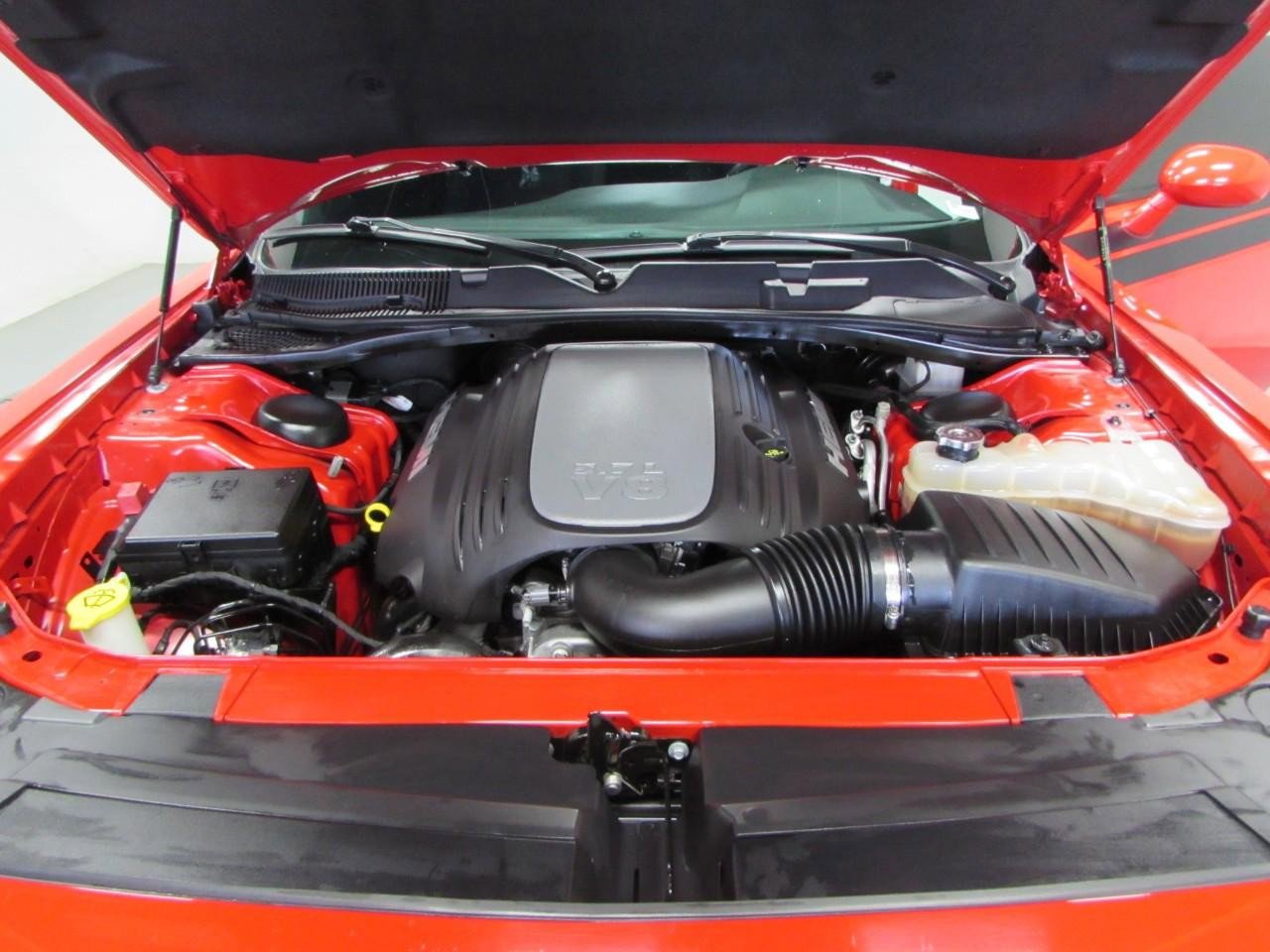 Used 2022 Dodge Challenger R/T w/ Blacktop Package image 10