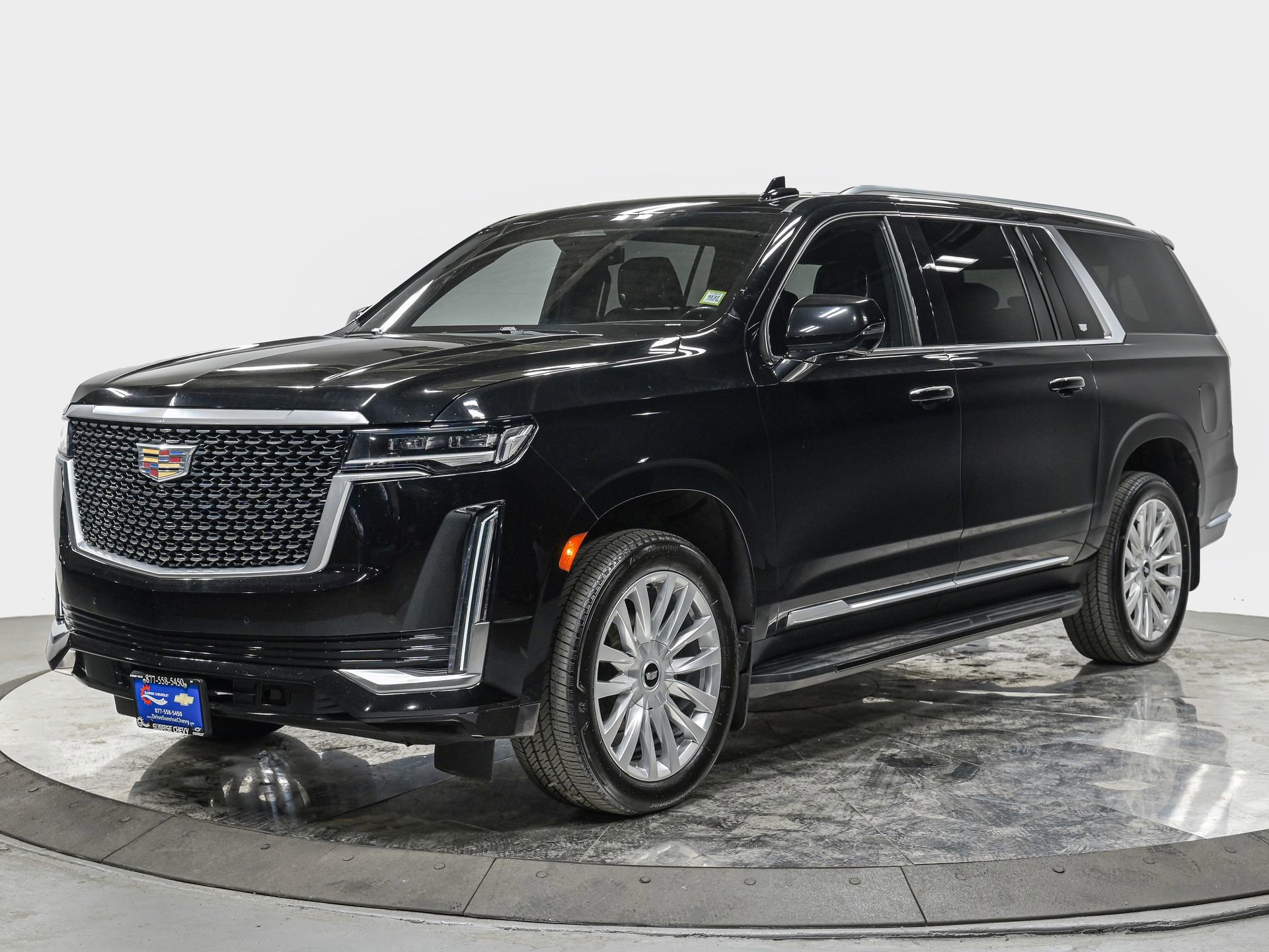 Used 2023 Cadillac Escalade ESV Luxury image 1
