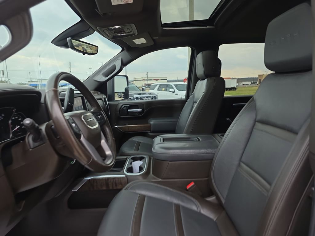 Used 2021 GMC Sierra 2500 Denali w/ Denali Ultimate Package image 8