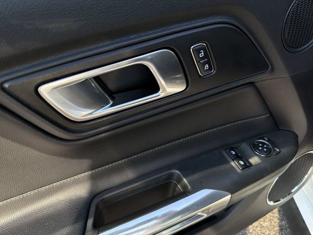 Used 2018 Ford Mustang GT Premium w/ GT Performance Package RWD image 16