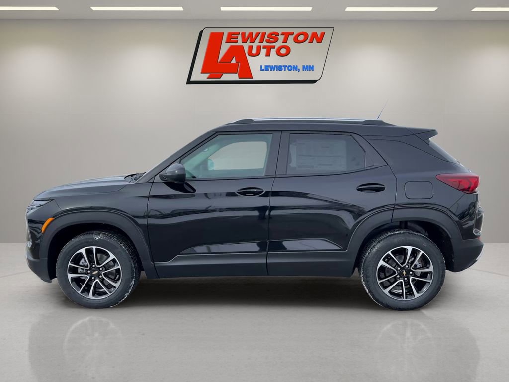 New 2026 Chevrolet TrailBlazer LT AWD/4WD image 2