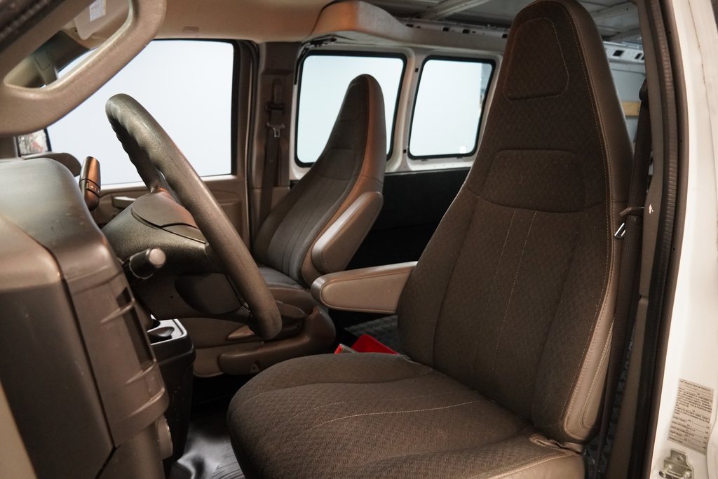 Used 2019 Chevrolet Express 2500 w/ Driver Convenience Package image 3