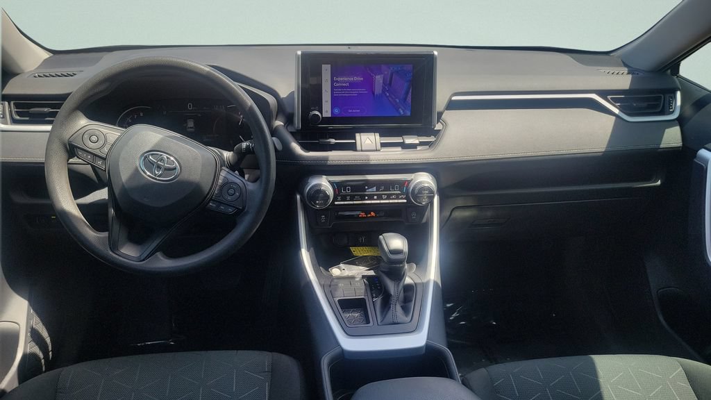 Used 2023 Toyota RAV4 XLE w/ Convenience Package FWD image 11