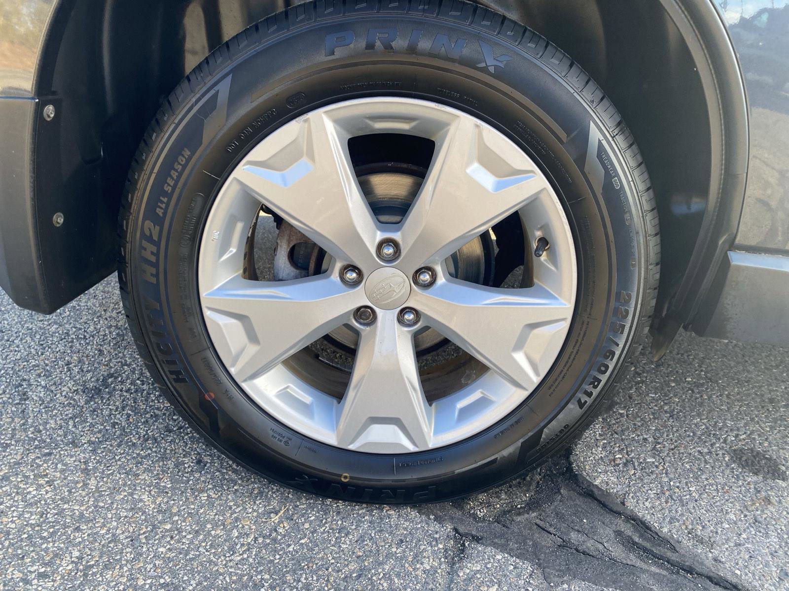 Used 2015 Subaru Forester 2.5i w/ Alloy Wheel Package image 8