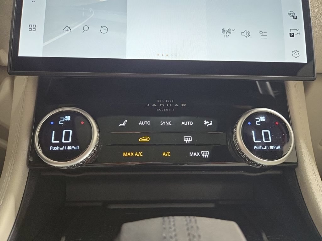 New 2026 Jaguar F-PACE R-Dynamic S AWD/4WD image 15