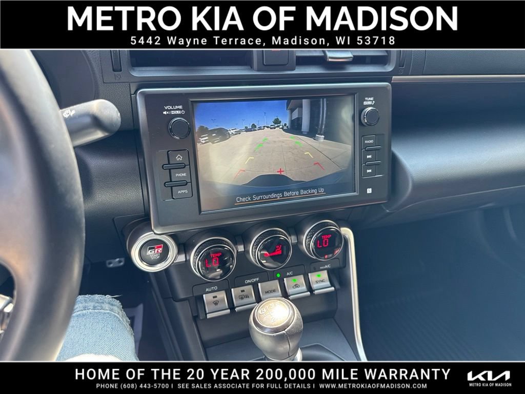 Used 2024 Toyota GR86 Premium RWD image 19