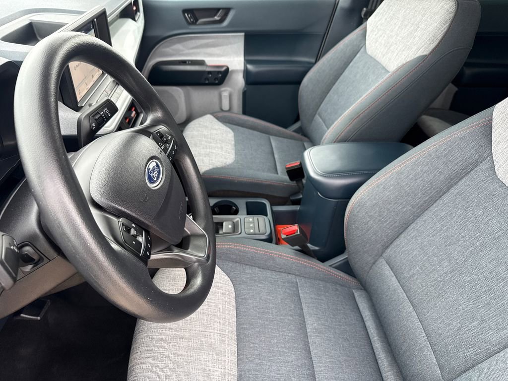 Used 2023 Ford Maverick XLT FWD image 18