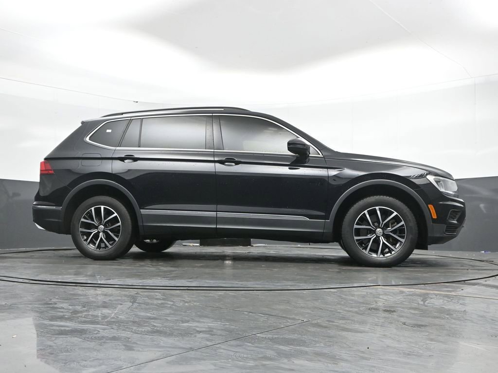 Used 2021 Volkswagen Tiguan SE AWD/4WD image 47