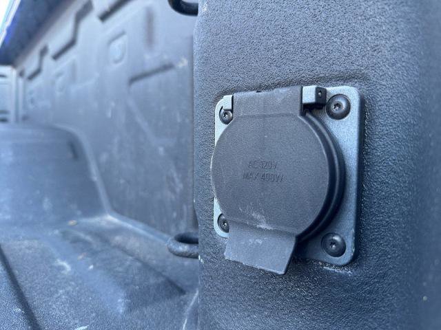 Used 2025 Chevrolet Silverado 3500 High Country w/ High Country Premium Package image 19