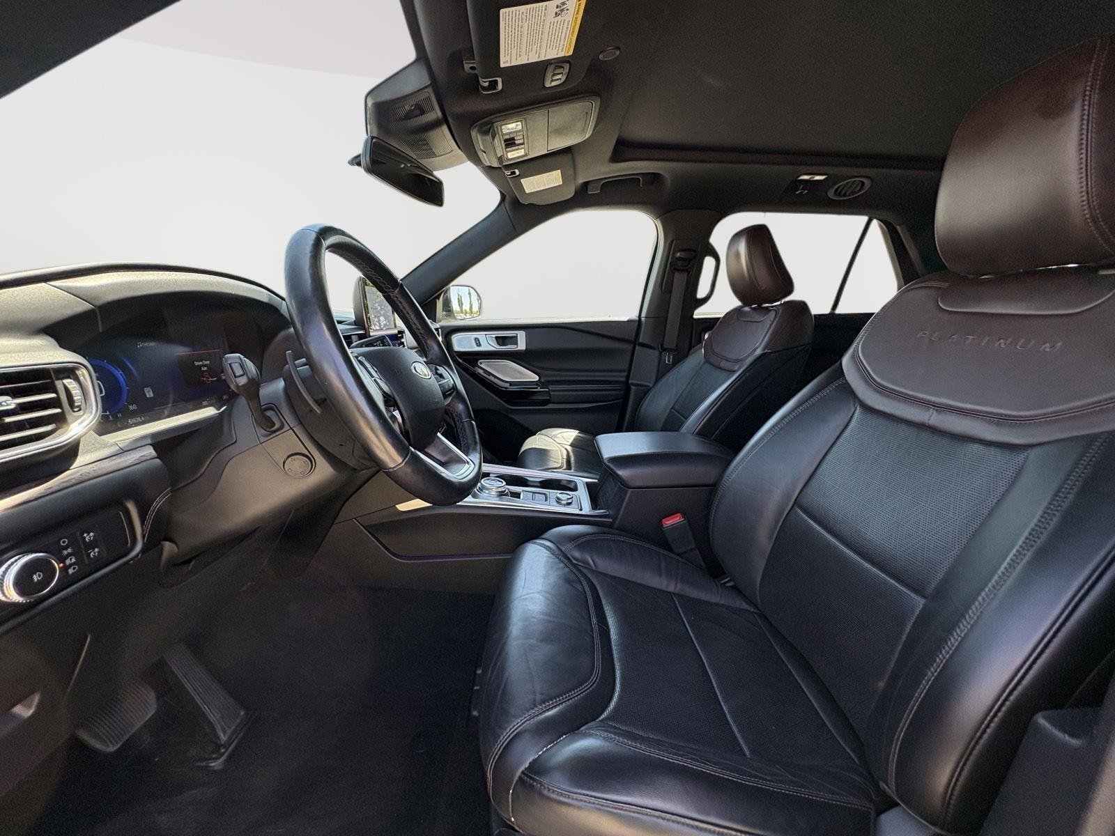 Used 2021 Ford Explorer Platinum w/ Equipment Group 601A AWD/4WD image 10